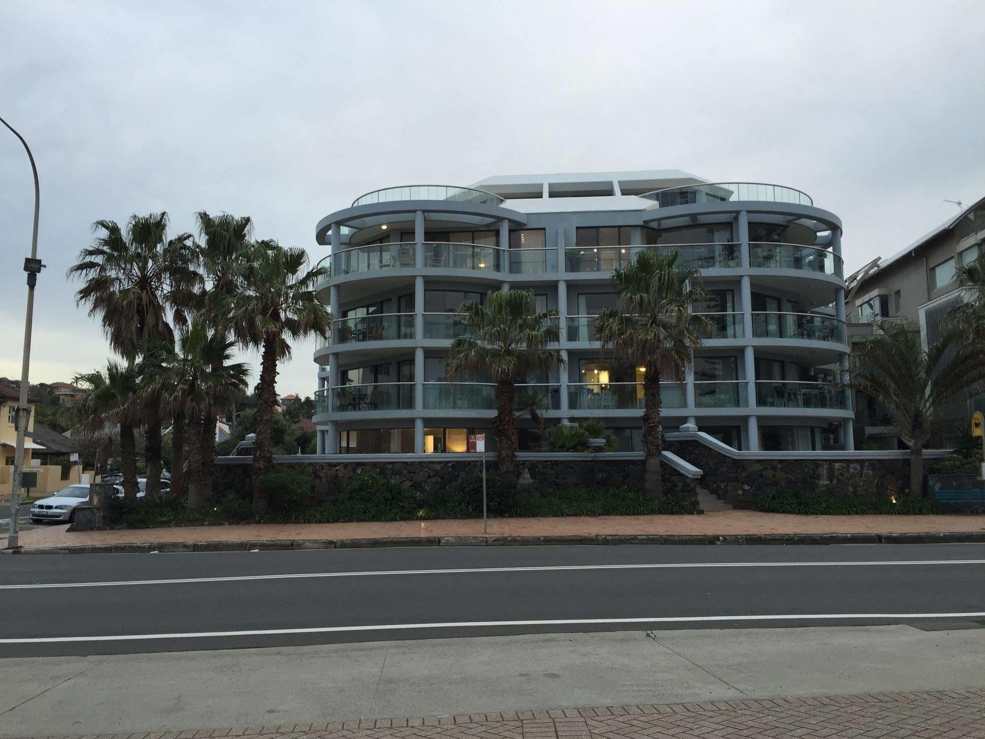 Manly Surfside Holiday Apartments מראה חיצוני תמונה